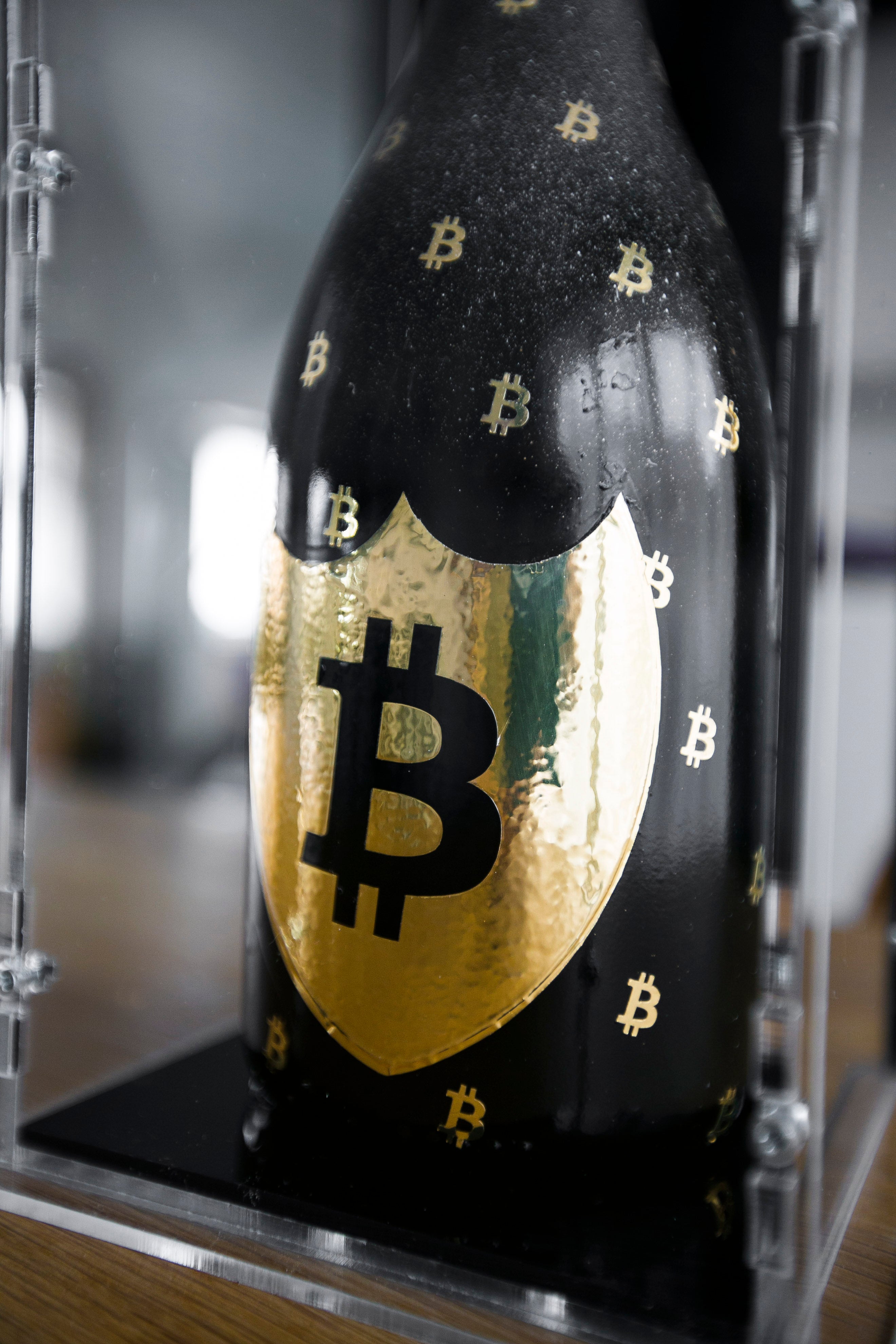 Bitcoin Bottle „Mass Adoption“